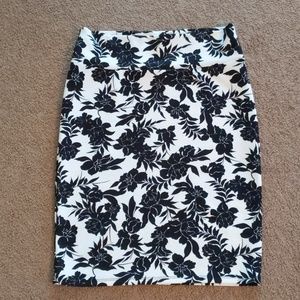 Lularoe Cassie skirt